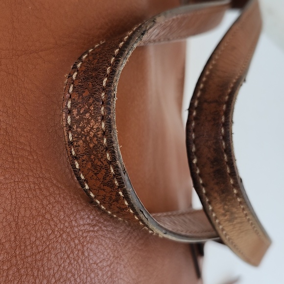 FOSSIL LEATHER TOTE BAG - Picture 9 of 13